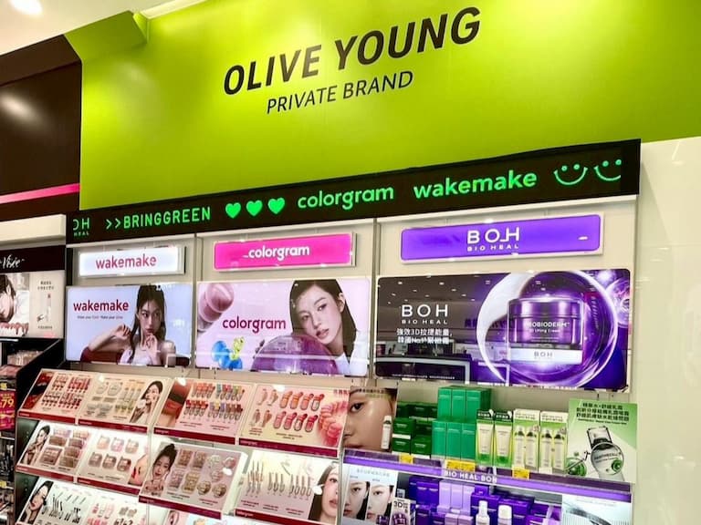 OLIVE YOUNG 自有品牌在台登場! AKWG 攜手康是美打造零時差韓妝宇宙
