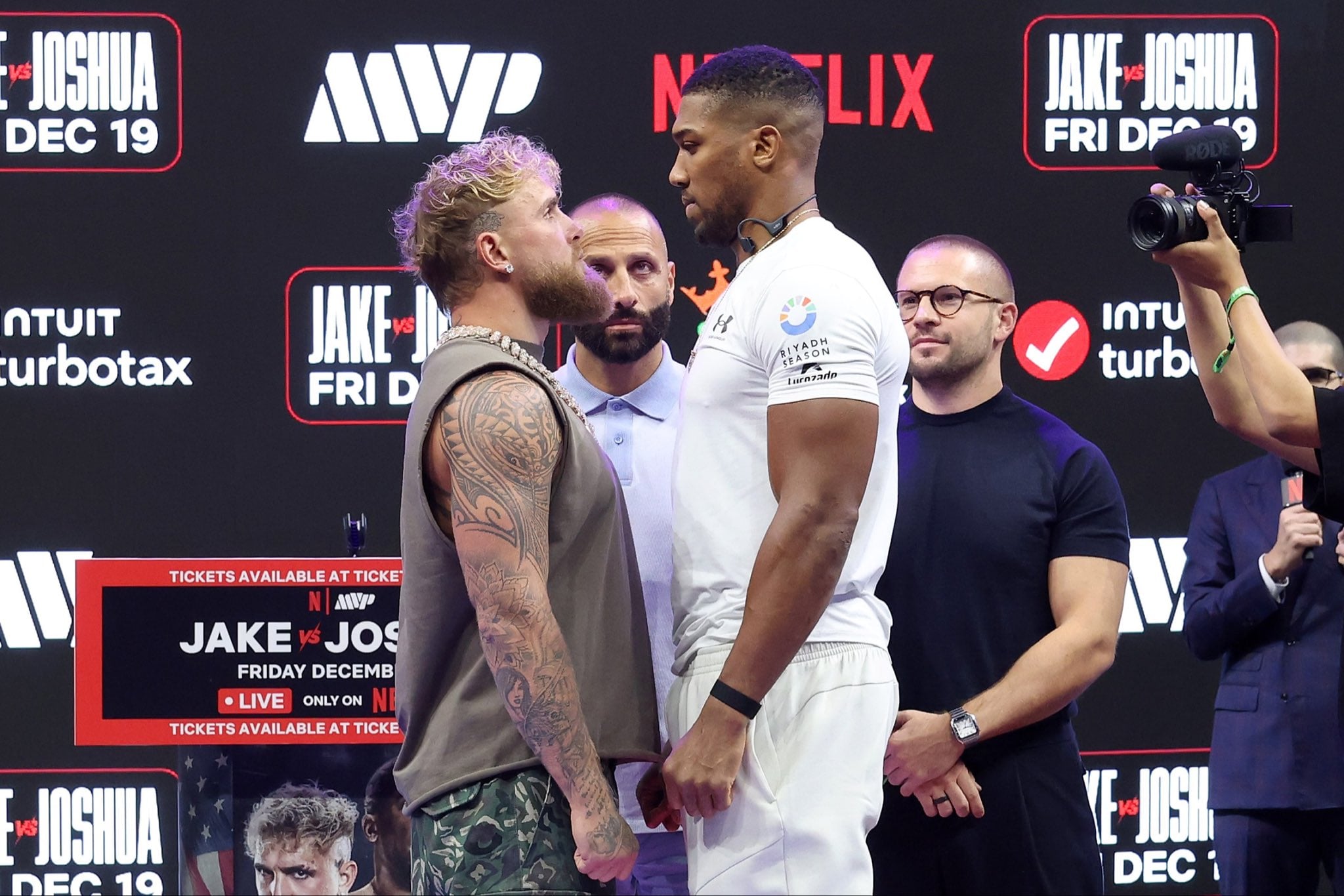 Jake Paul 被 Anthony Joshua 六回合 KO！前世界重量級拳王擂台痛扁美國網紅！