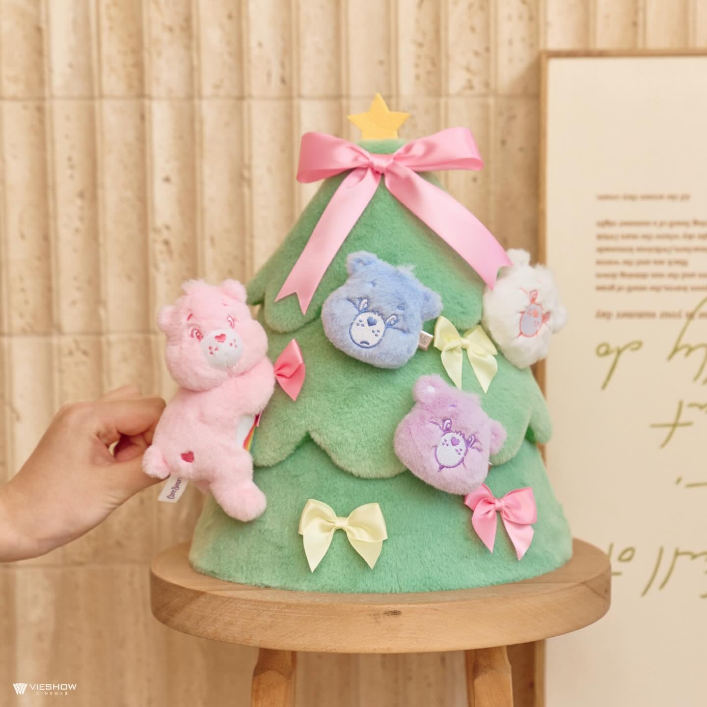 威秀影城 x Care Bears 推出三大聖誕套餐！12 款限定周邊等你來搜集