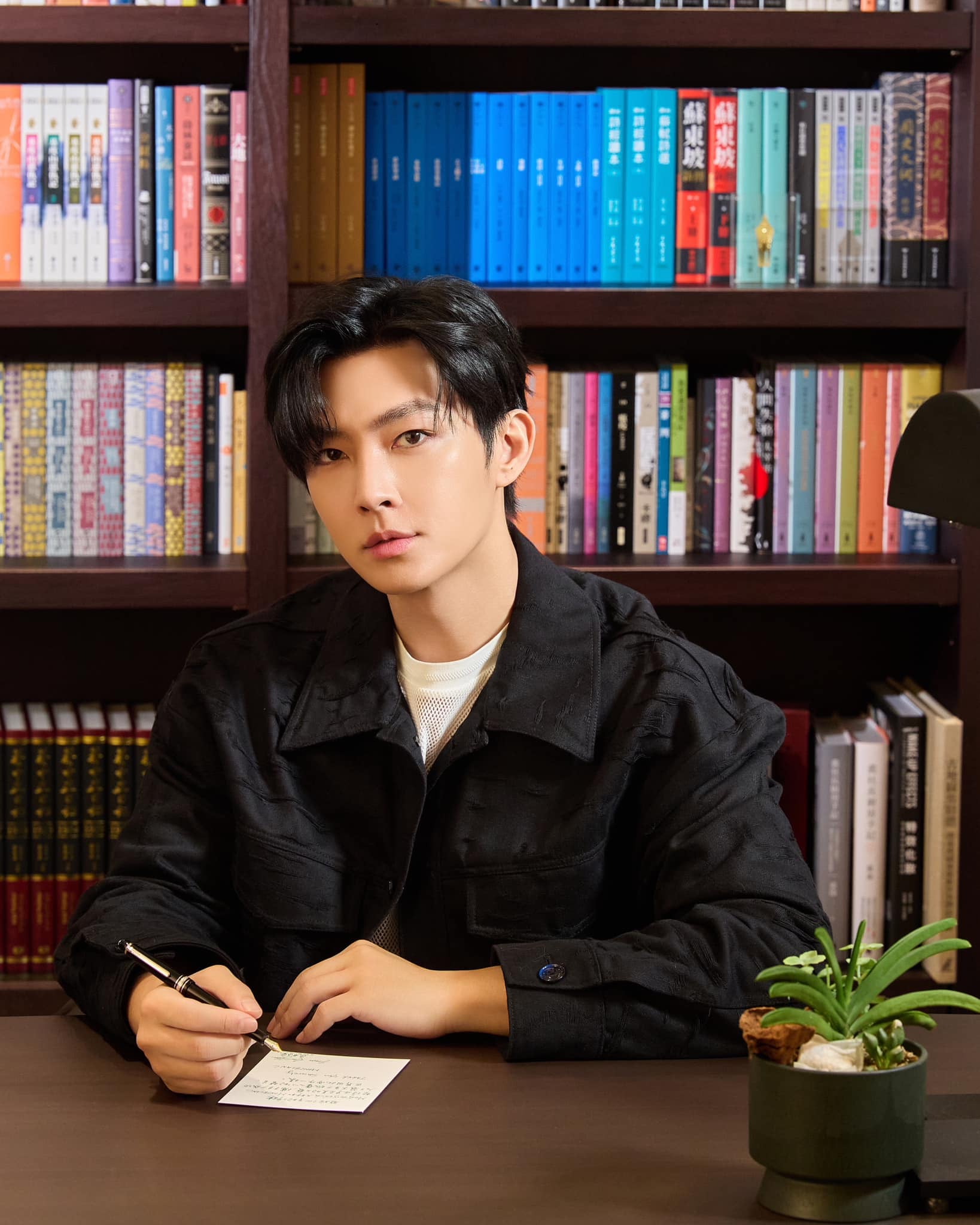 炎亞綸爆飛輪海私下愛開同性戀玩笑！苦笑回應：「我都是笑笑但很不開心！」