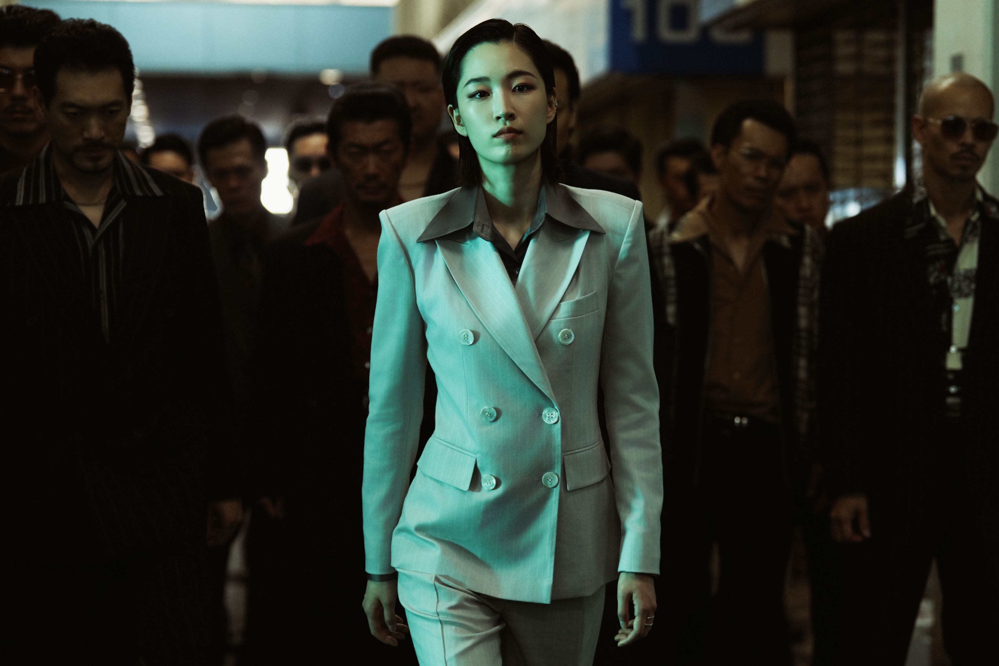 玄彬 X 鄭雨盛強強聯手的Disney+韓劇《韓國製造》，不僅鬥智鬥力，甚至還彼此鬥帥，帶來高強度對決！