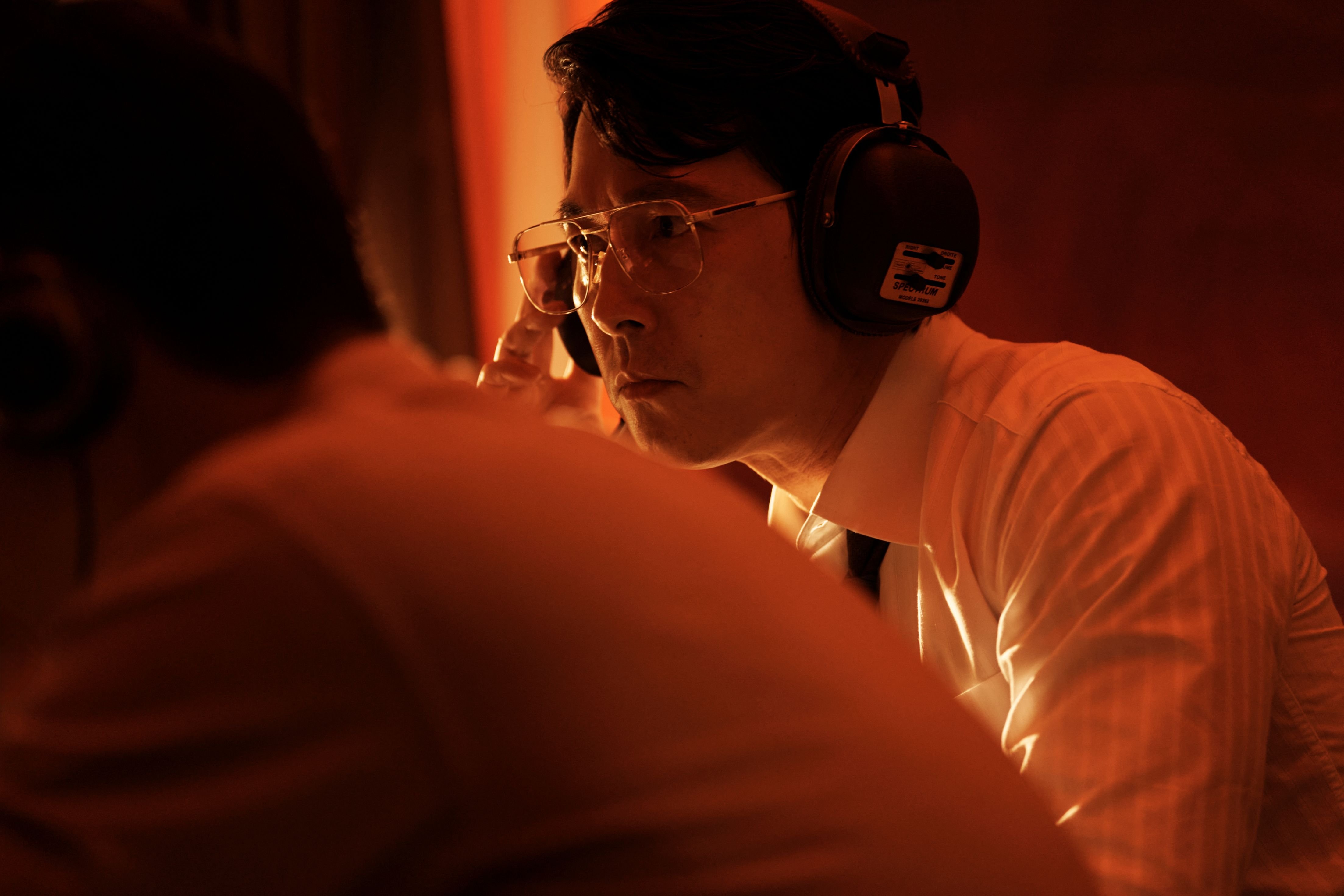 玄彬 X 鄭雨盛強強聯手的Disney+韓劇《韓國製造》，不僅鬥智鬥力，甚至還彼此鬥帥，帶來高強度對決！