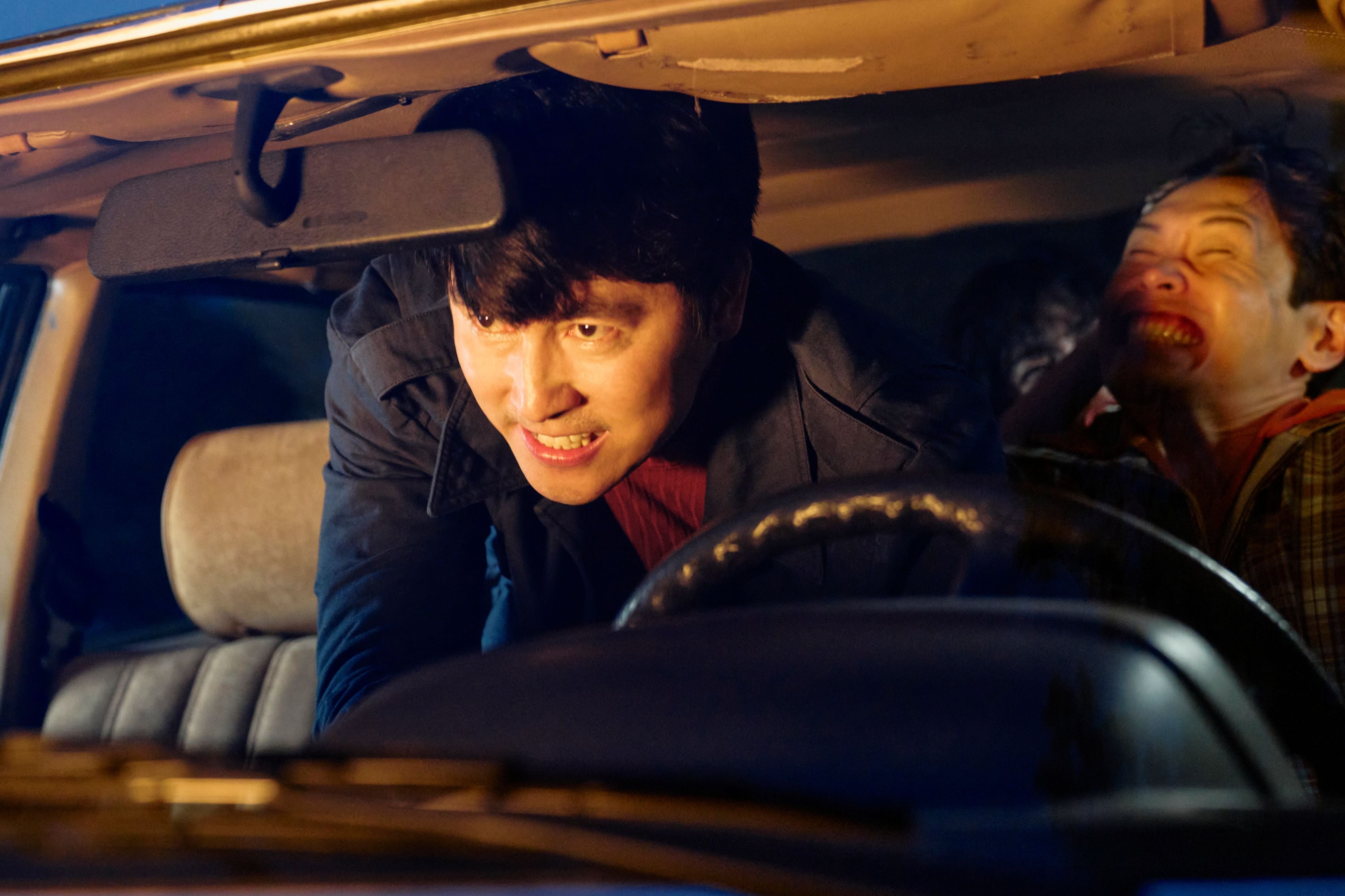 玄彬 X 鄭雨盛強強聯手的Disney+韓劇《韓國製造》，不僅鬥智鬥力，甚至還彼此鬥帥，帶來高強度對決！