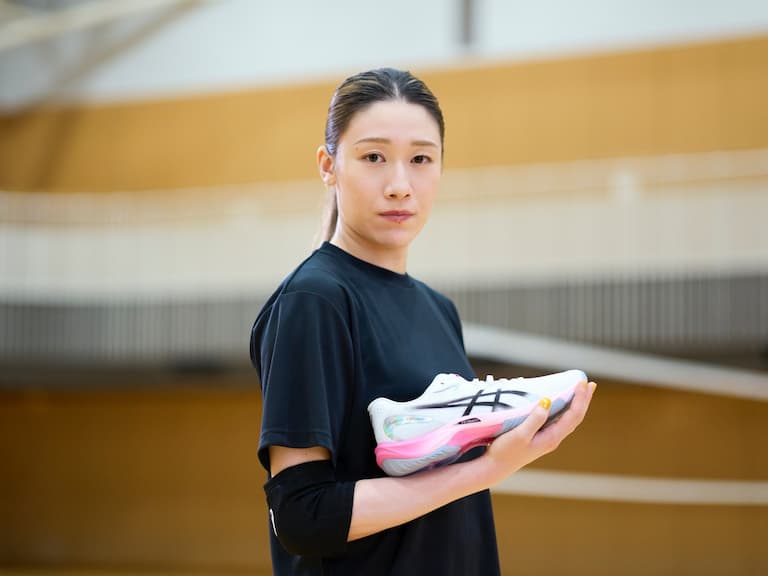日本女排選手石川真佑正式加入 ASICS 大家庭!全新改代 V-SWIFT FF 5 緩震強化登場!