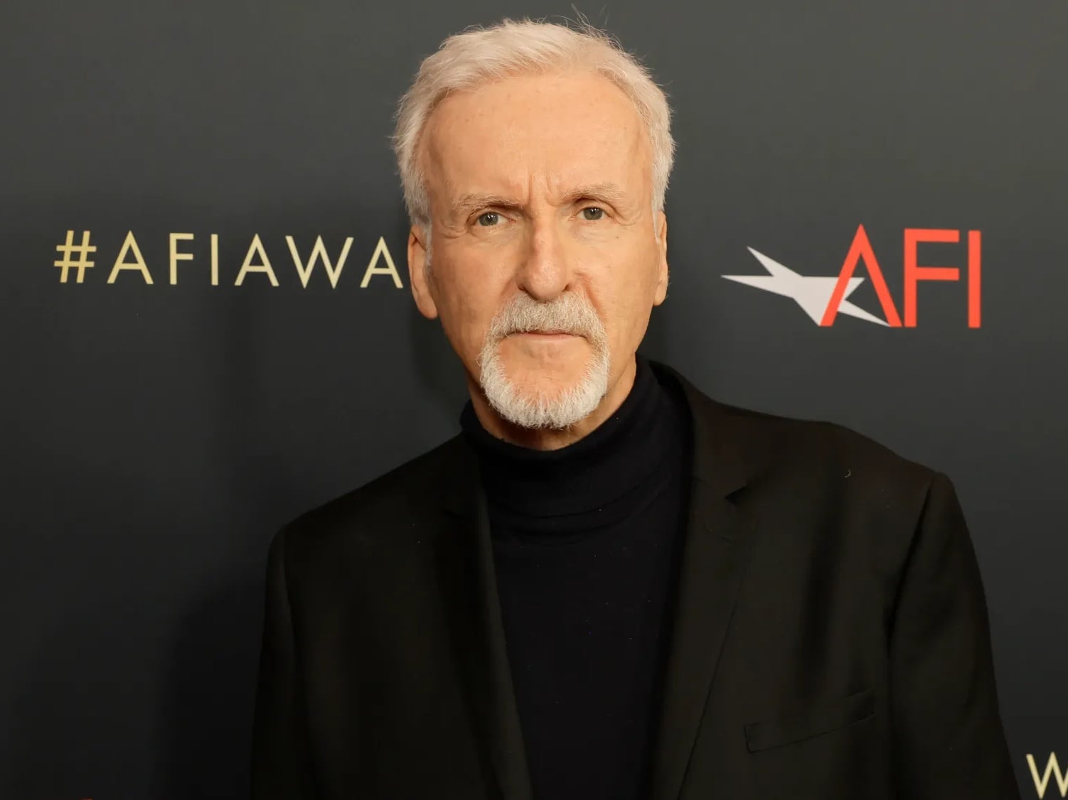 《阿凡達：火與燼》導演詹姆斯卡麥隆 James Cameron 砲轟奧斯卡忽視科幻片！直言：「評審早已和觀眾脫節！」