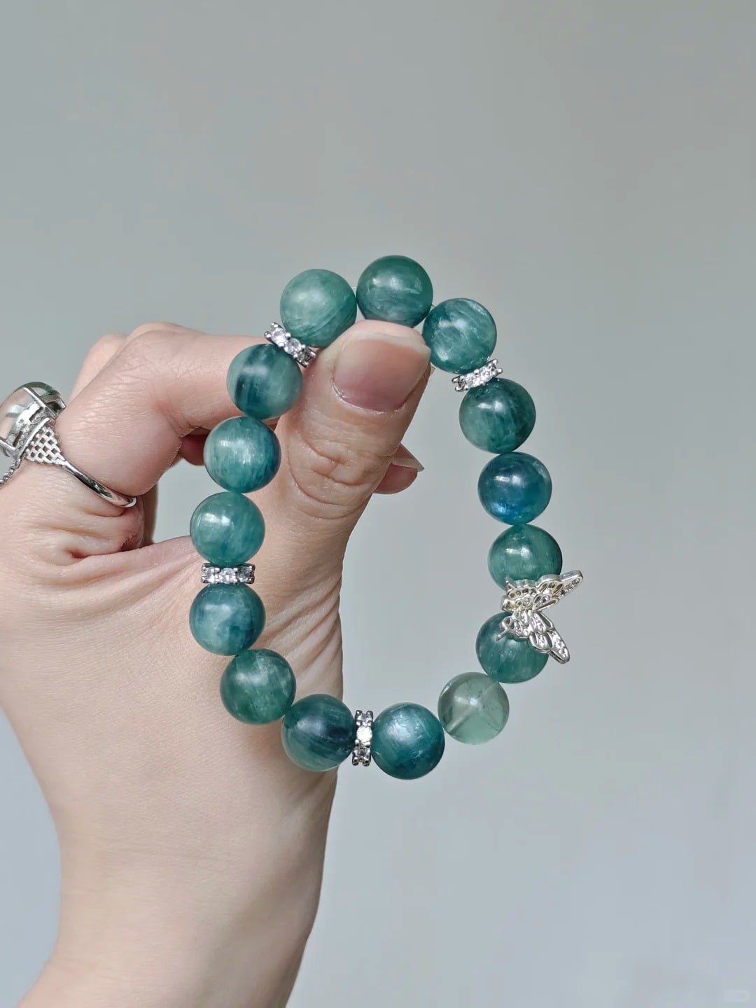 2025 水晶飾品推薦總整理｜功效、寓意、怎麼選⋯一次看！