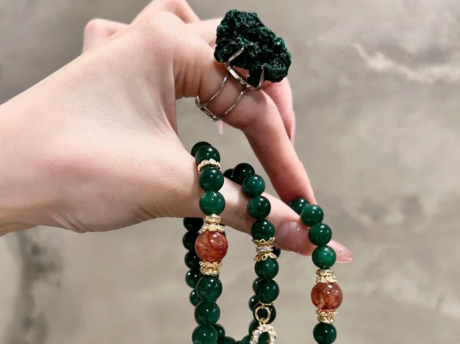 2025 水晶飾品推薦總整理｜功效、寓意、怎麼選⋯一次看！