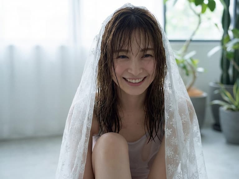 藤井SACHI 濕身寫真太狂！暴食症過往首度公開！