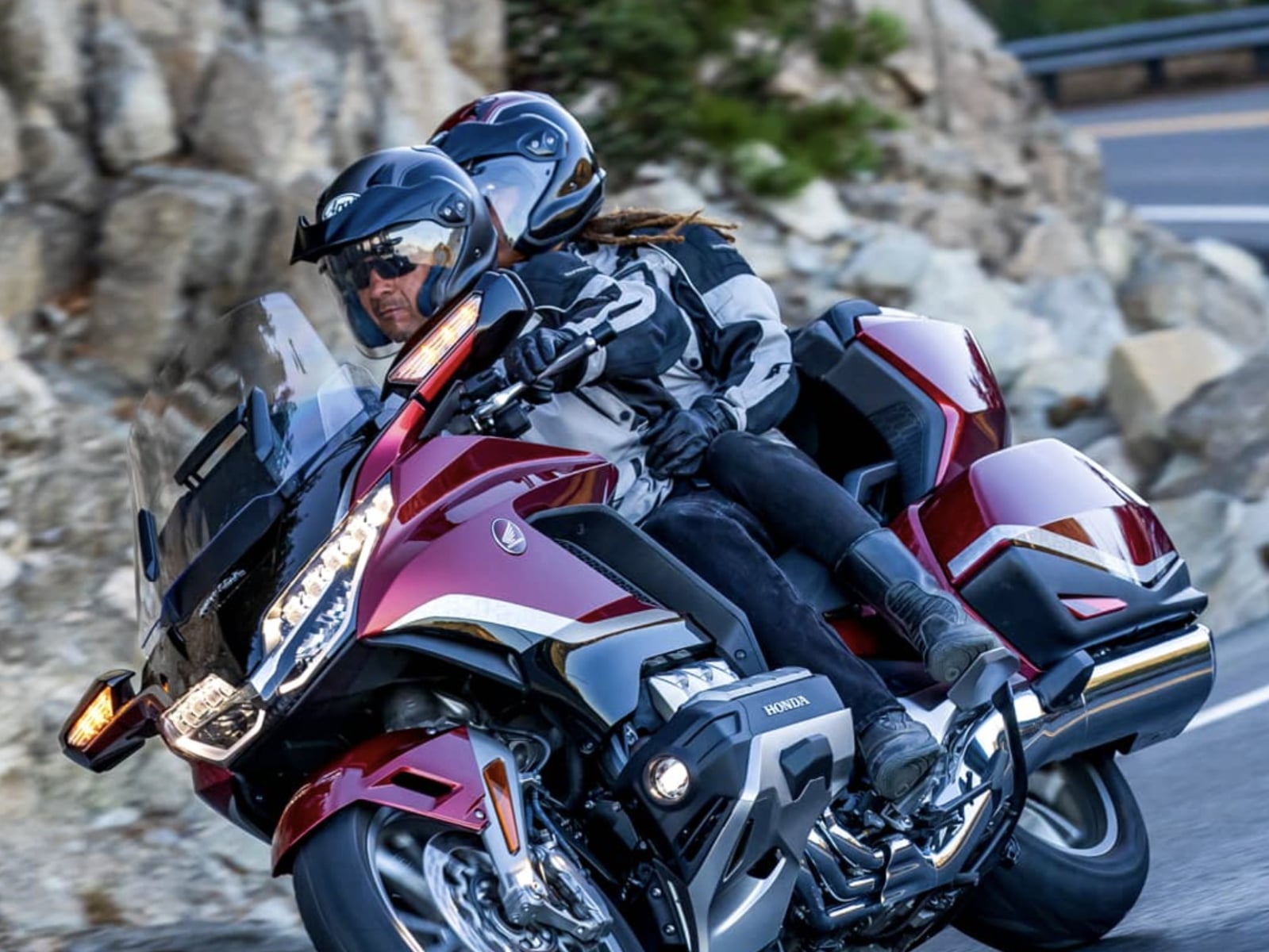 Honda 本田機車自動轉向專利曝光！盲點偵測結合主動閃避系統！