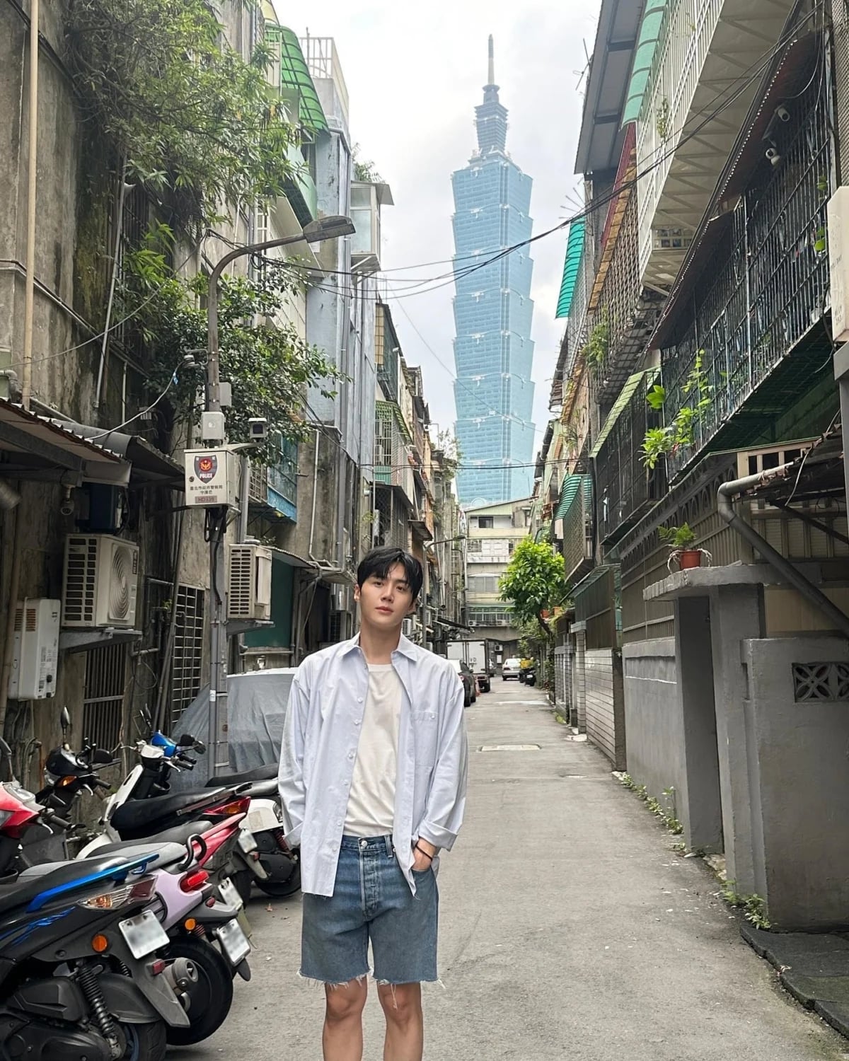 跨年要幹嘛？｜台北 101 跨年煙火最佳觀賞點推薦總整理：松仁路 253 巷、永春崗公園⋯不用人擠人還能出大片！【街個有料】