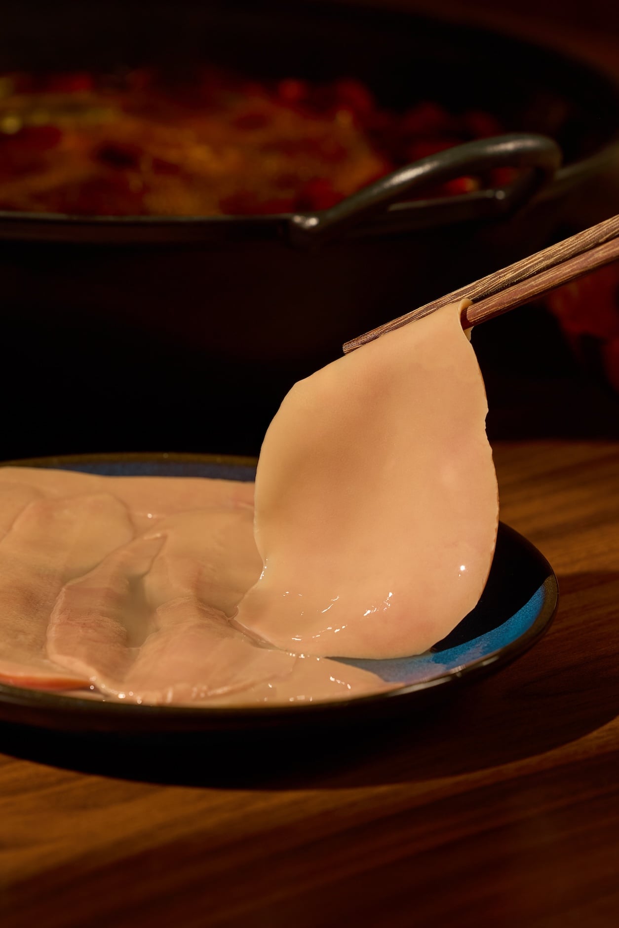 AI 教父黃仁勳也造訪！馮校長老火鍋登陸台北！開幕時間、必點菜單、訂位方式⋯一次看！