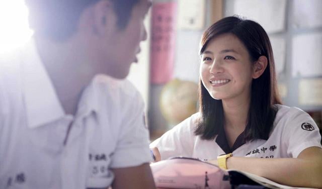 《狙擊蝴蝶》陳妍希身高 160 公分、憑沈佳宜爆紅、離婚後和周柯宇上演姐弟戀⋯8 件事快認識！