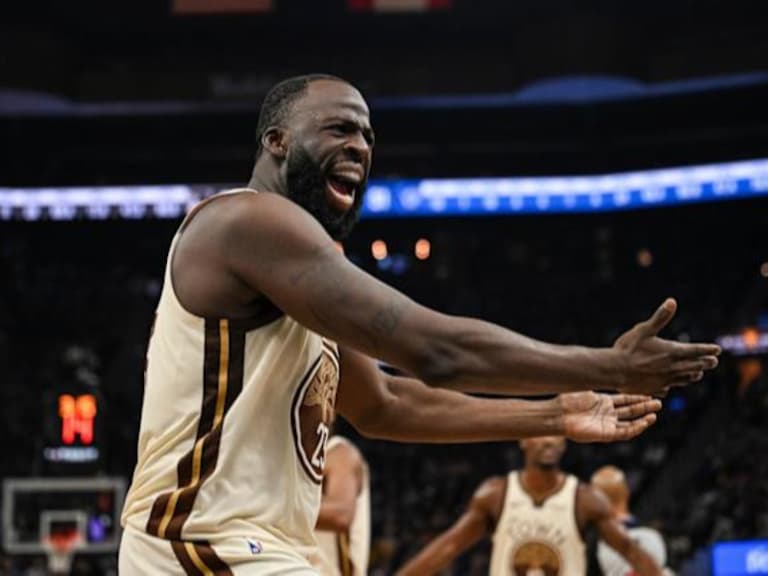 NBA／Draymond Green 硬槓主帥氣氛鬧超僵！Stephen Curry 表示不願介入：那是他們的事！
