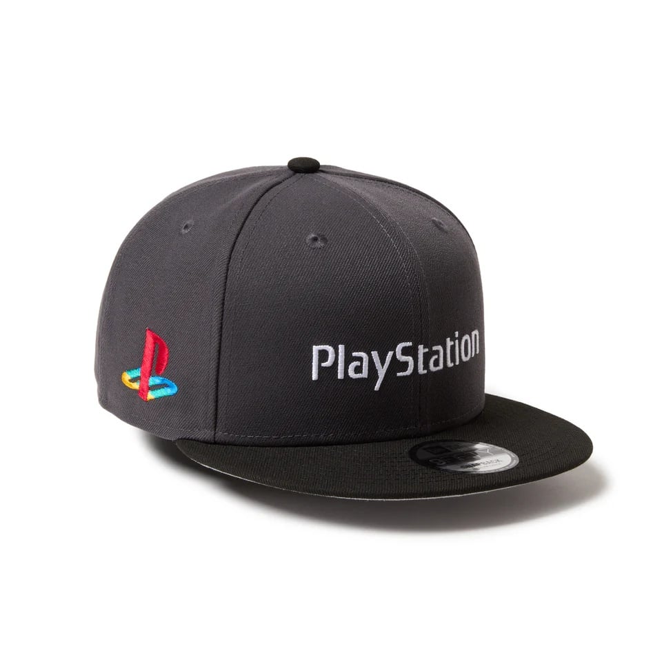 NEW ERA 推出 PlayStation 30 週年紀念聯名系列!融入「△○×□」按鍵與經典 Logo 太有誠意