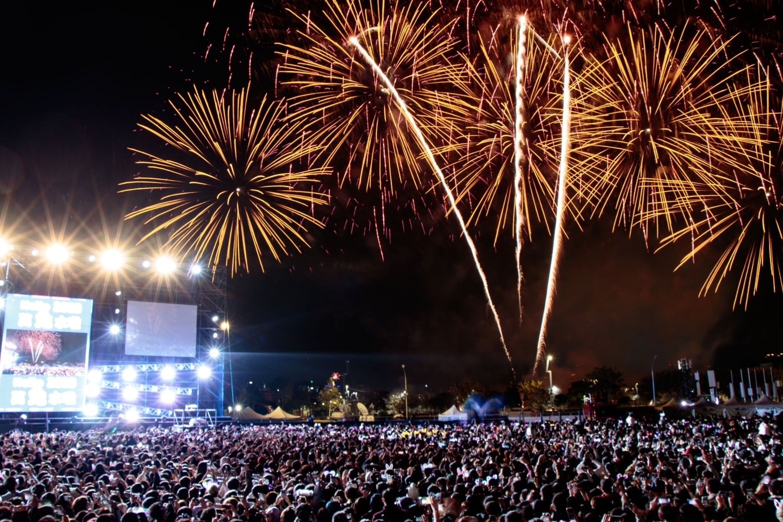 2026 台中跨年 10 大違禁品公開！登機箱、長傘⋯都不能帶！