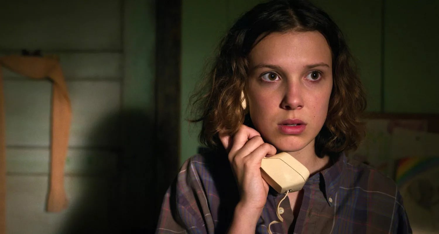 米莉芭比布朗 Millie Bobby Brown 再拍 Netflix《黑暗樂園》驚悚片！她透露：「每項設施都可能成為終點！」