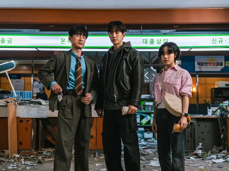 Netflix《現金英雄》線上看亮點解析！演員陣容李俊昊用金錢換成超能力、漫畫改編⋯一次看！