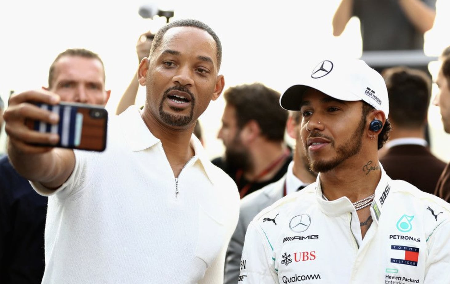 威爾史密斯 Will Smith 昔日綁架漢米爾頓 Lewis Hamilton 爆笑影片再掀討論！網友笑翻：「年度最佳跨界合作！」