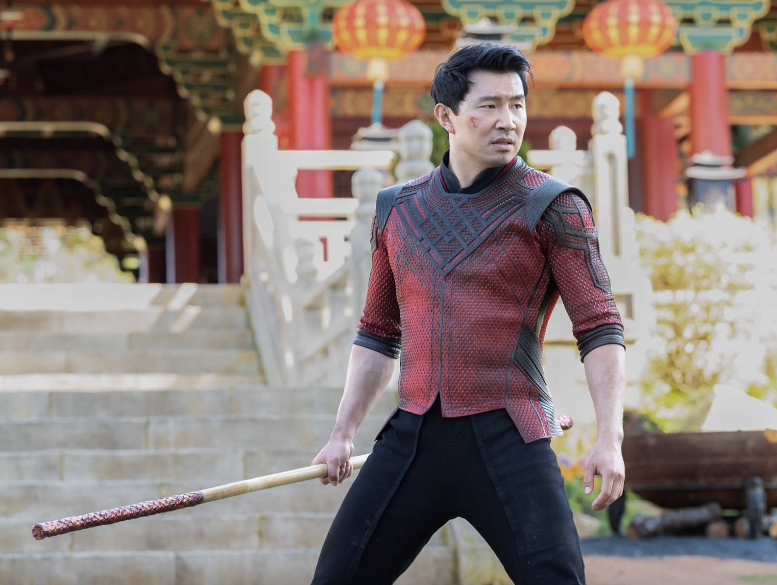 劉思慕 Simu Liu 揭好萊塢殘酷真相！直言：「製片方根本不會考慮亞裔面孔！」