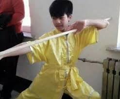 《驕陽似我》宋威龍身高 185 公分、《以家人之名》爆紅、戲劇代表作⋯7 件事一次看！