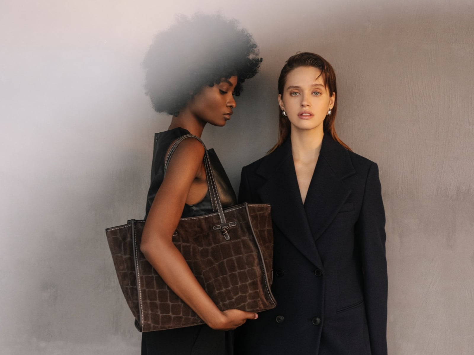 Gianni Chiarini動物紋包款 以野性元素點綴，為新年度穿搭帶來風格亮點