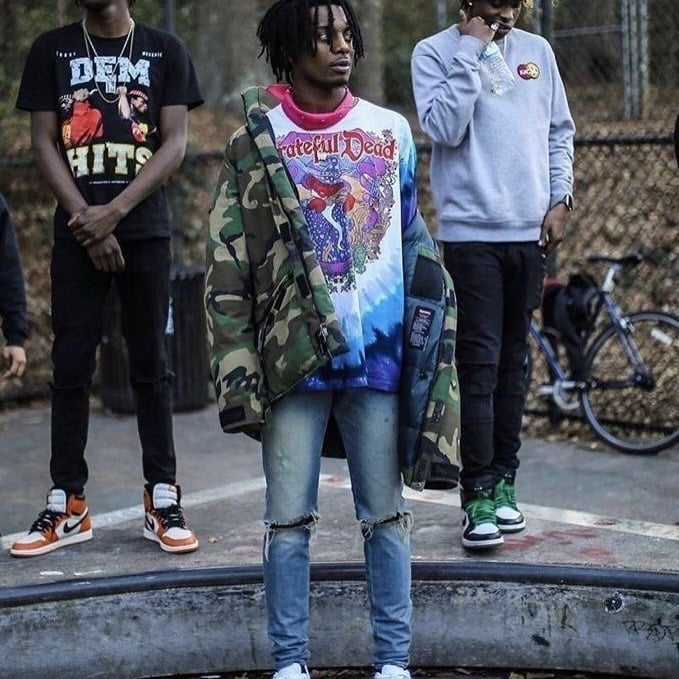 2016 年紅什麼？｜盤點 10 大當年流行趨勢，Yeezy 350、Off-White⋯你還記得哪些？【街個有料】