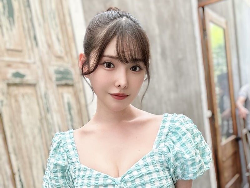 新有菜引退作向粉絲道別！與男優真情流露令人動容！【老司J開車】