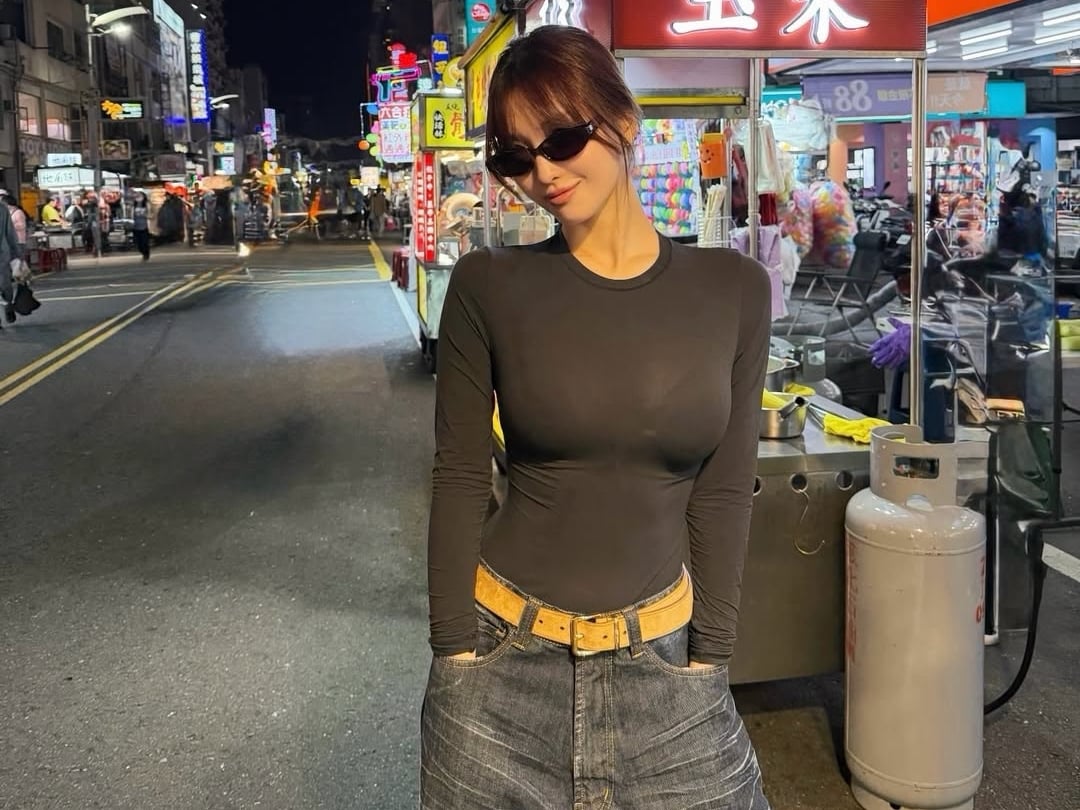 TWICE Momo IG 台灣夜市照身高163 公分體重 46 三圍身材全公開！平板支撐、飲食控管⋯3大瘦身秘訣曝光！