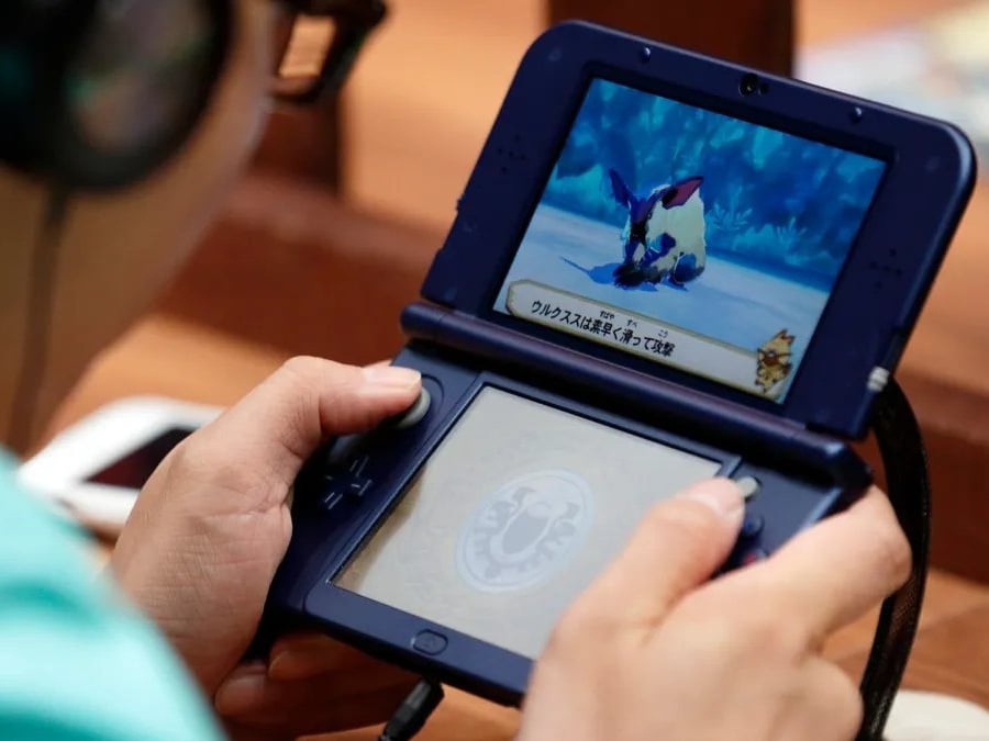 任天堂 3DS 二手價飆漲 350 美元！10 年舊主機竟逼近 Switch 2 價格！