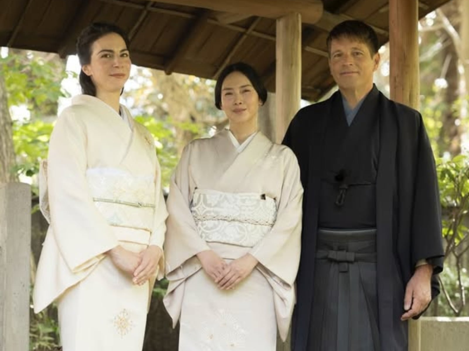 中谷美紀 49 歲凍齡美貌曝光！德籍音樂家老公首穿和服引熱議！