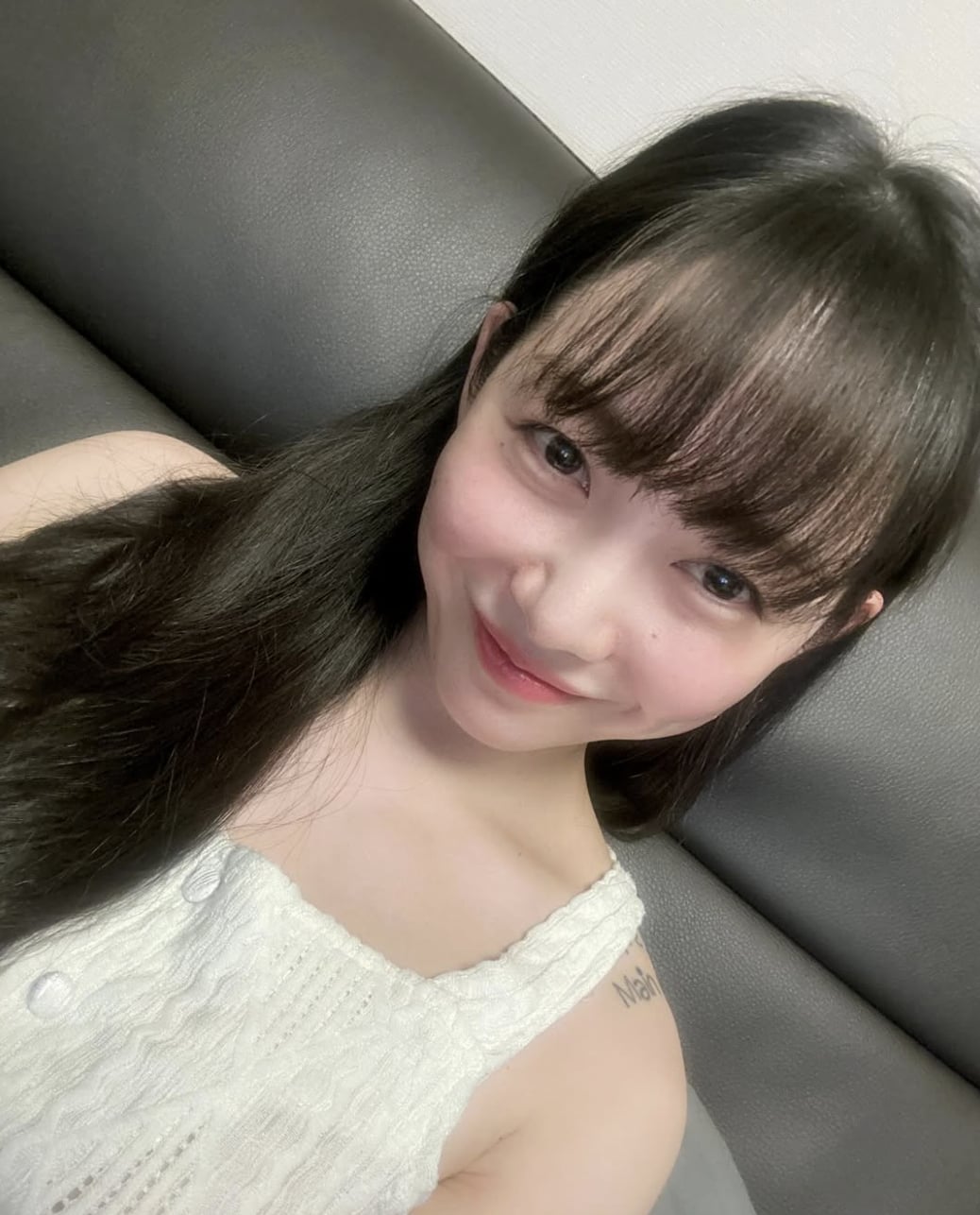 權珉娥元旦輕生獲救！連發 5 篇長文揭童年性侵、AOA 霸凌內幕！