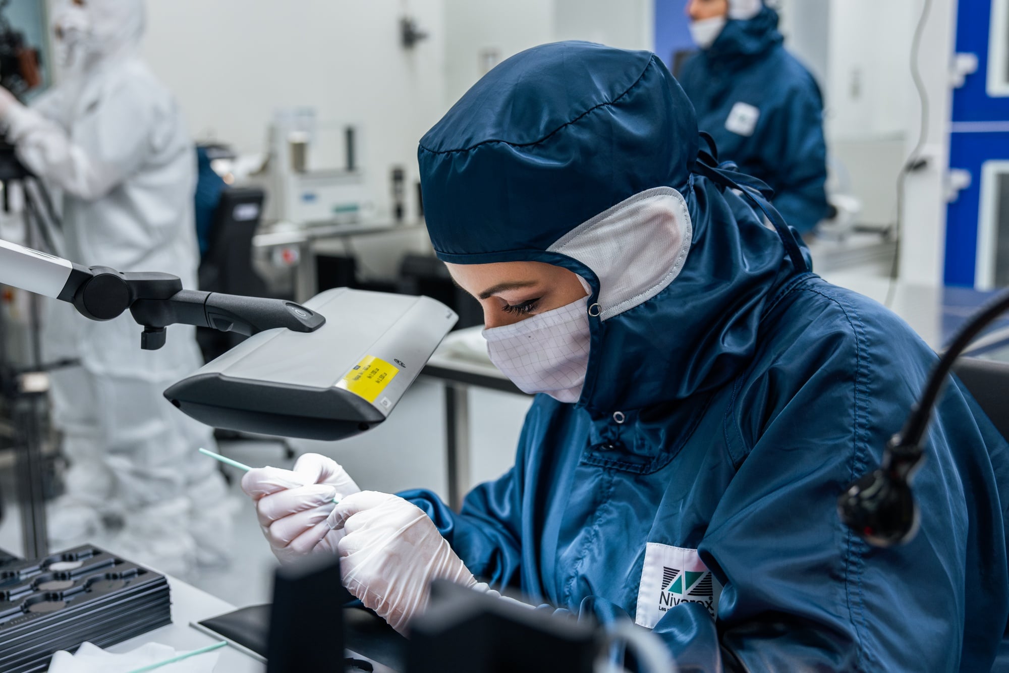 天梭表 SRV 方形腕錶復刻回歸！向 1920 年代女性致敬，Art Deco 幾何切割鏡面引熱議，5 款配色任選！