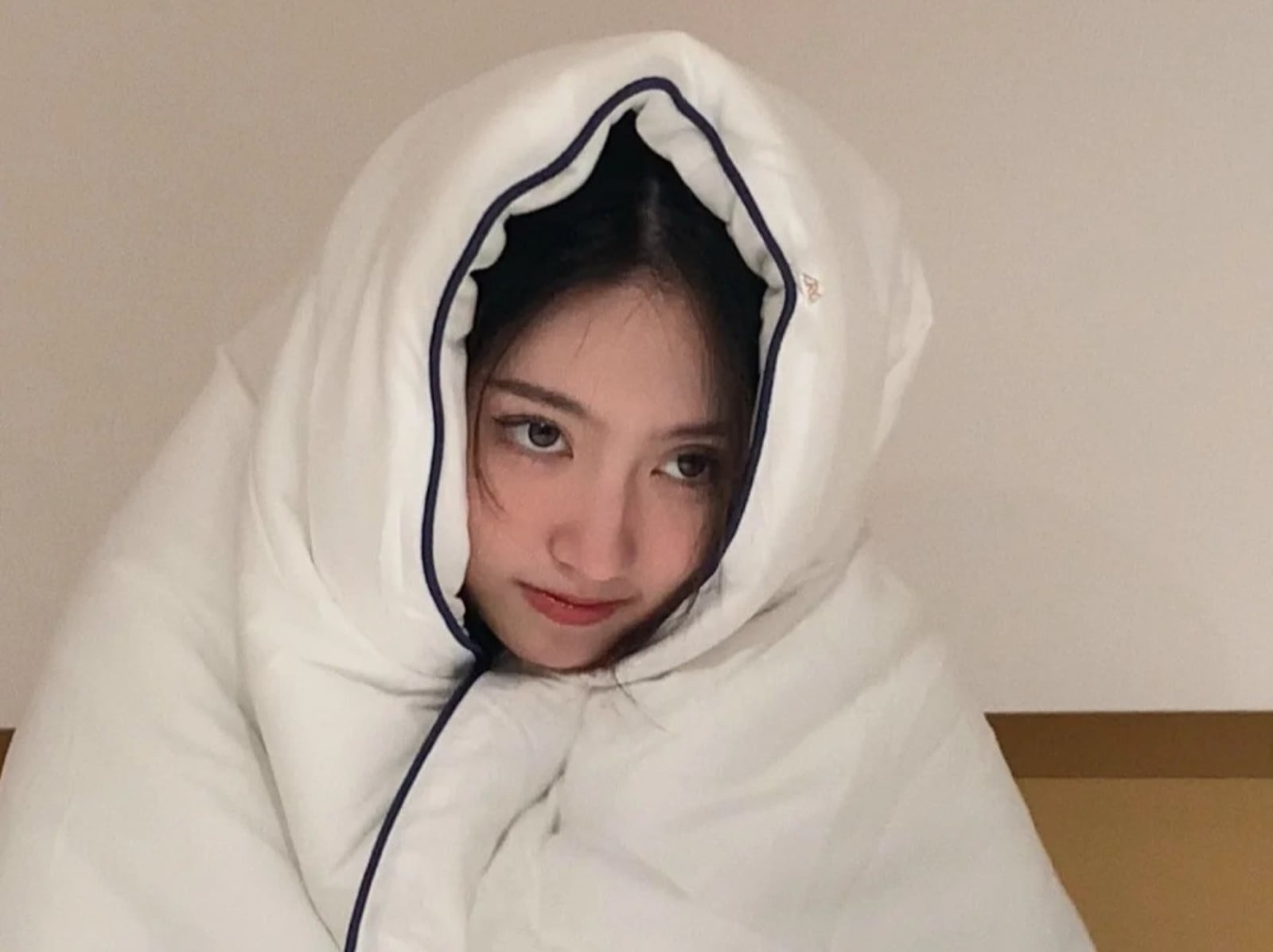 被子怎麼蓋最保暖？Threads 網友點出「正確蓋法攻略」，寒流低溫也不怕冷！