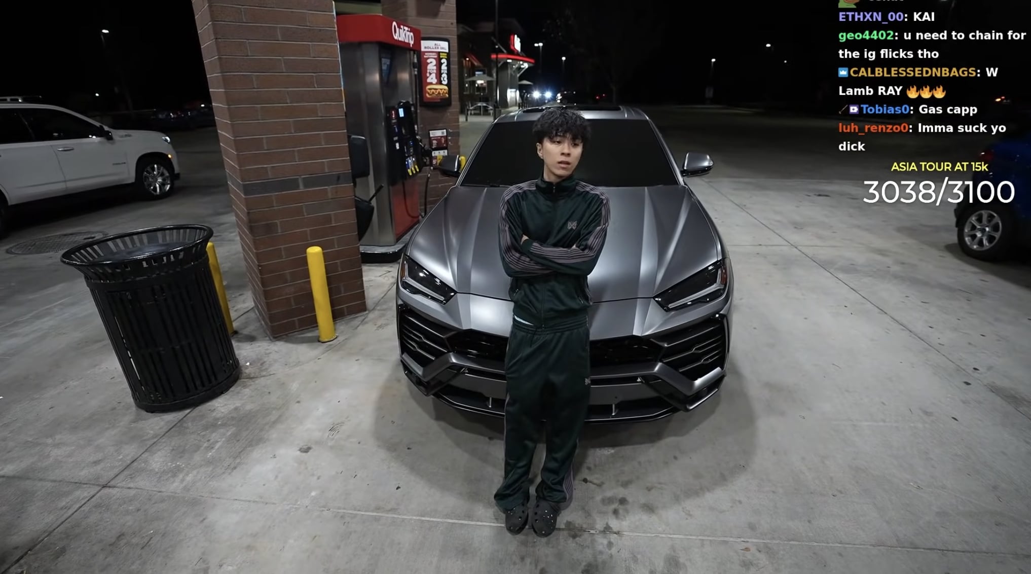 最強外交官 Ray 入手 Lamborghini Urus!親自曝光第二台新車,價格與背景一次看!