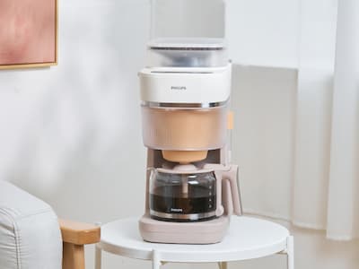 募資熱銷百萬佳績　飛利浦全新推出「手沖冷萃美式咖啡機 HD7997」 在家也能喝到職人手沖　冷熱雙萃一機雙享！