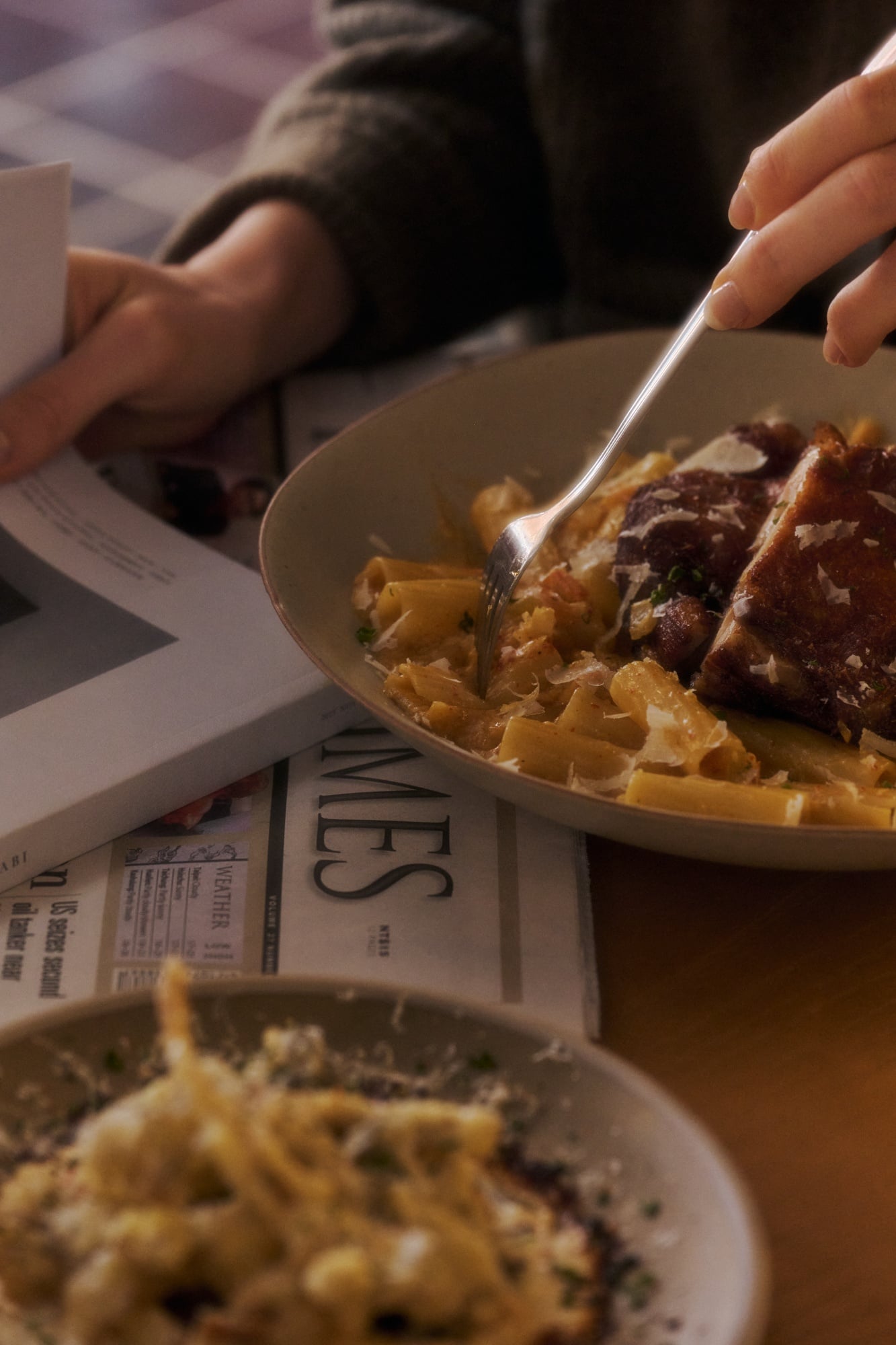 尊鴻餐飲集團推「所 SUO」新品牌！台義融合現代義麵引熱議，台中草悟道療癒新地標曝光！