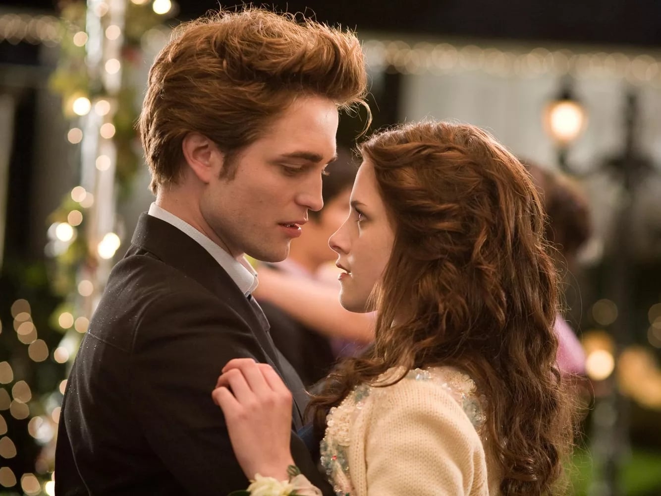 《暮光之城》有望重啟？克莉絲汀史都華 Kristen Stewart 首度表態：「我願意拍！」