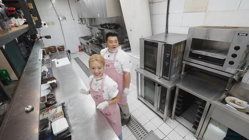 少女時代孝淵加盟《客家廚房 2》！狂讚鹹菜燉豬骨：「是最強偷飯賊！」