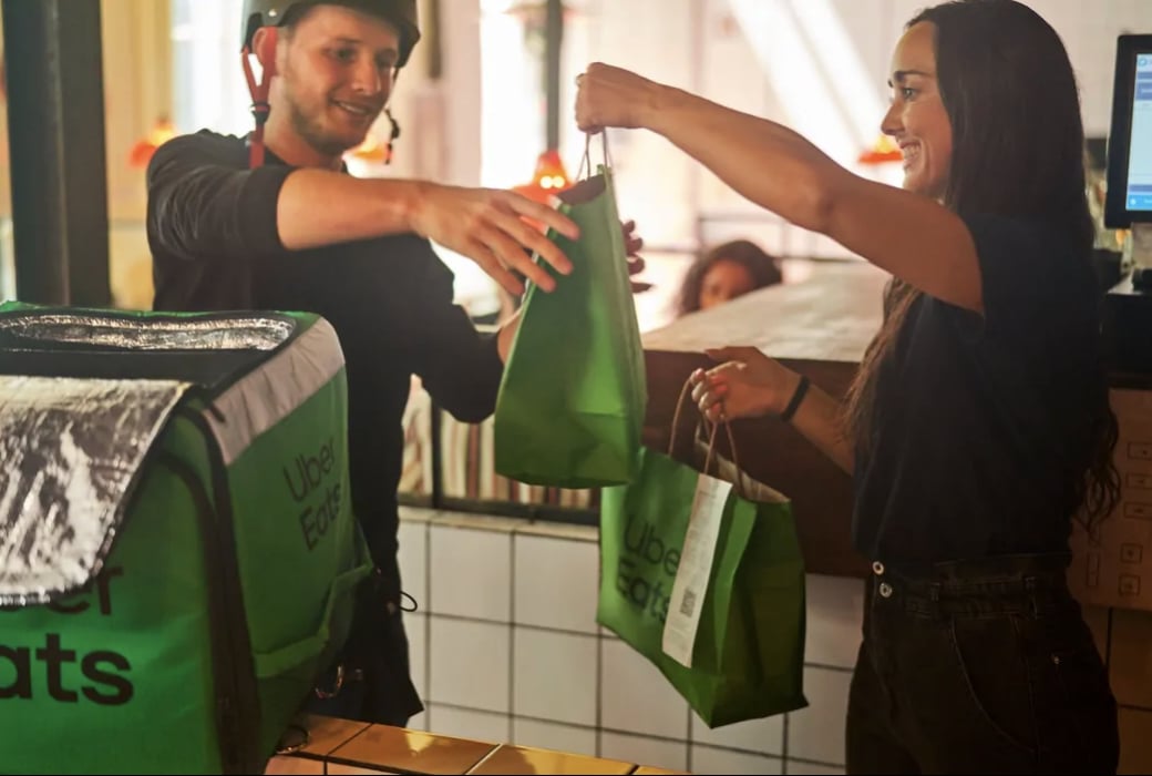 外送員專法懶人包！實施時間、外送費恐漲價、每單不得低於 45 元！