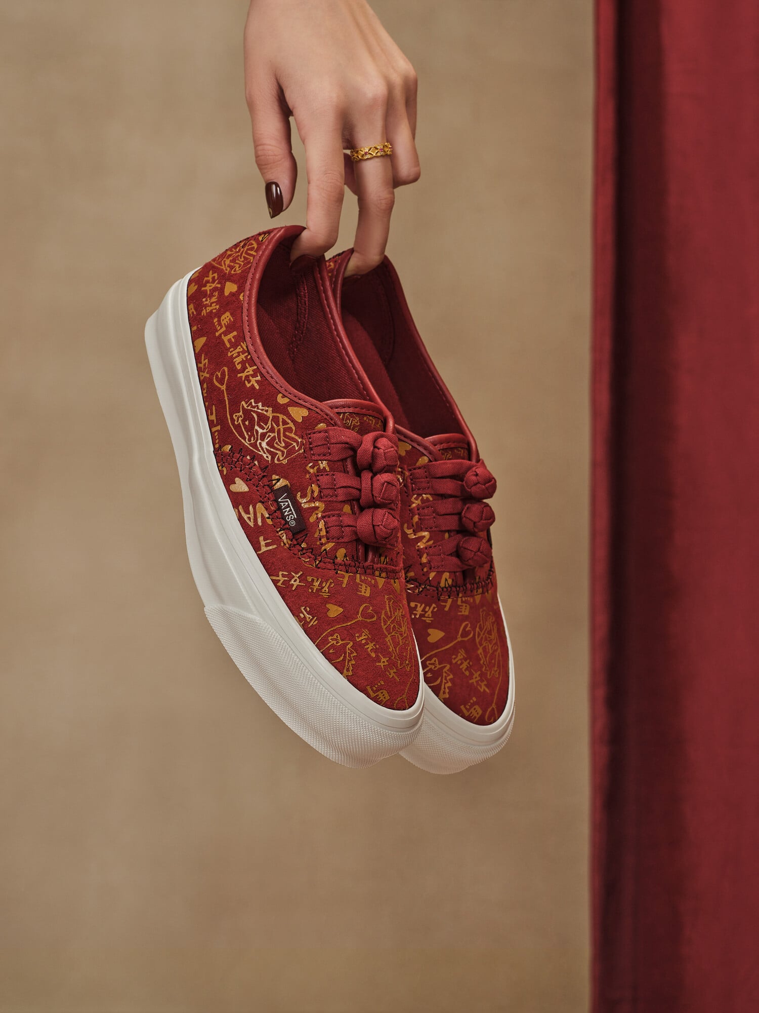 2026 年 CNY 農曆新年馬年球鞋盤點!Nike、adidas、Converse⋯新春就靠它們好運馬上來(不斷更新)