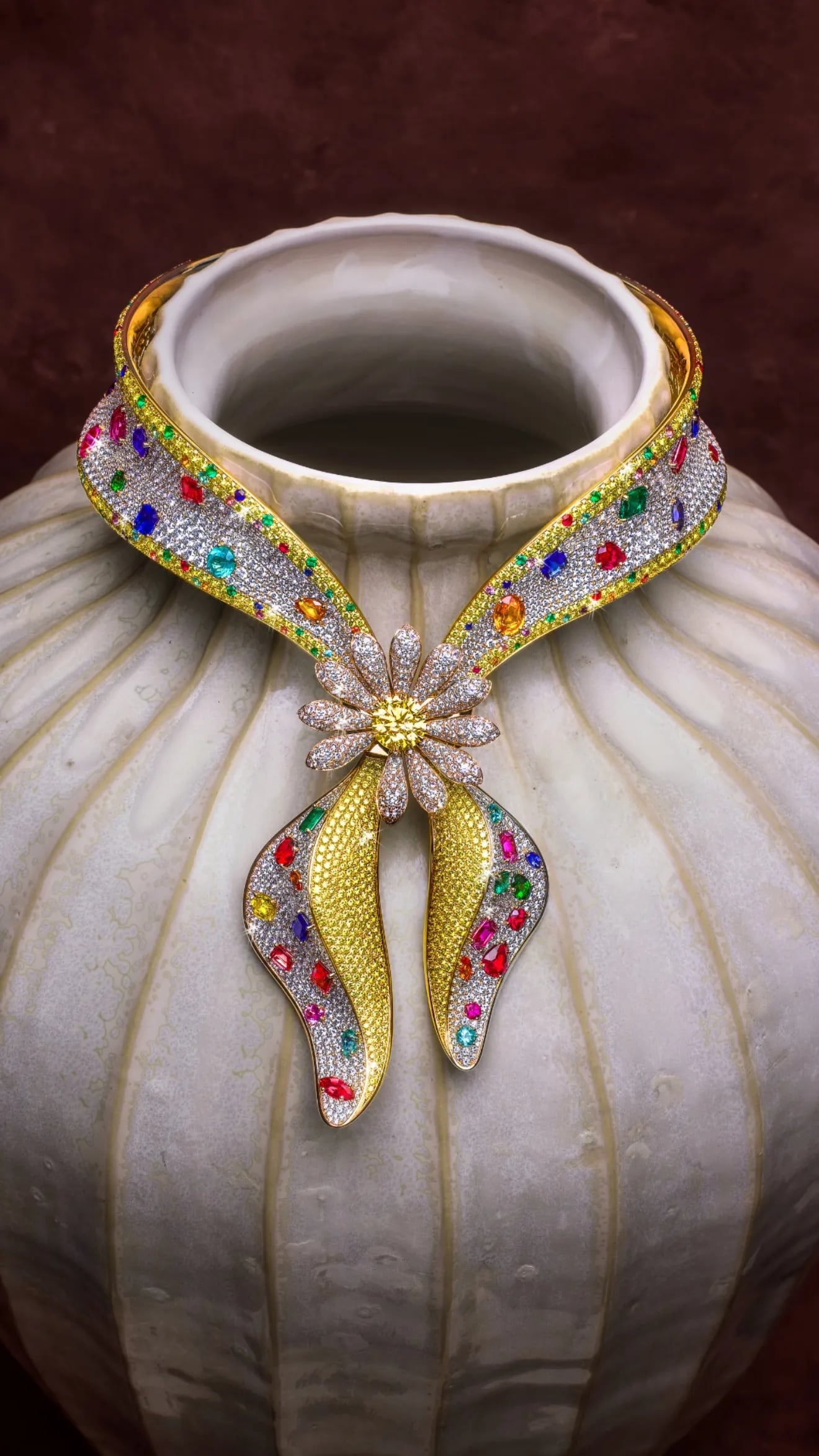 GD 權志龍演唱會戴的飾品有多狂?Jacob & Co. 專門訂製,擁有 2000 顆鑽石、超過 200 克拉?