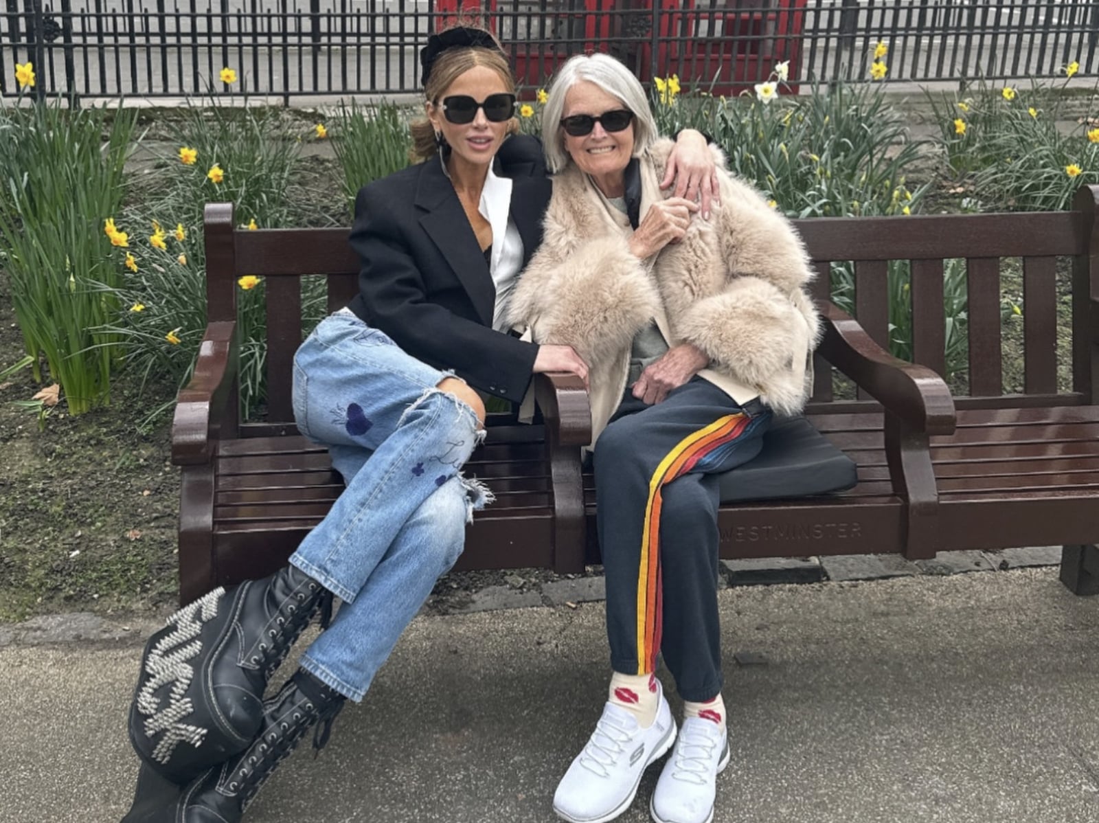 凱特貝琴薩 Kate Beckinsale 暴瘦真相曝光！痛失雙親曝：「連飢餓都感覺不到！」