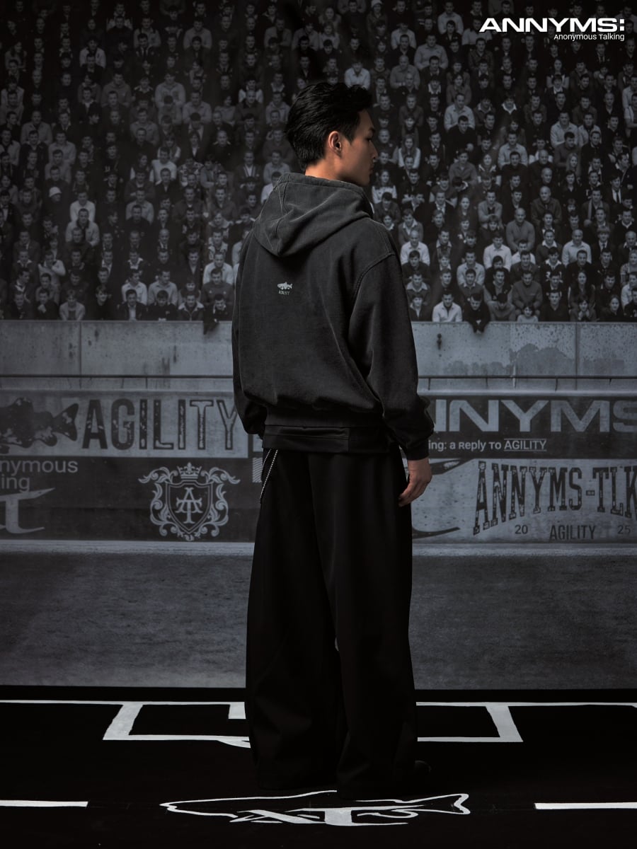 運動服飾 x 正裝混搭！Anonymous Talking、AGILITY 兩大台灣品牌聯名，打破穿搭界線！