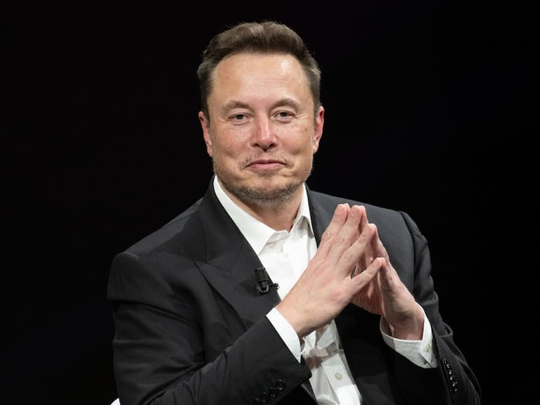 Elon Musk 又要顛覆業界了?揚言要蓋出能吃漢堡、抽雪茄的 2 奈米晶圓工廠