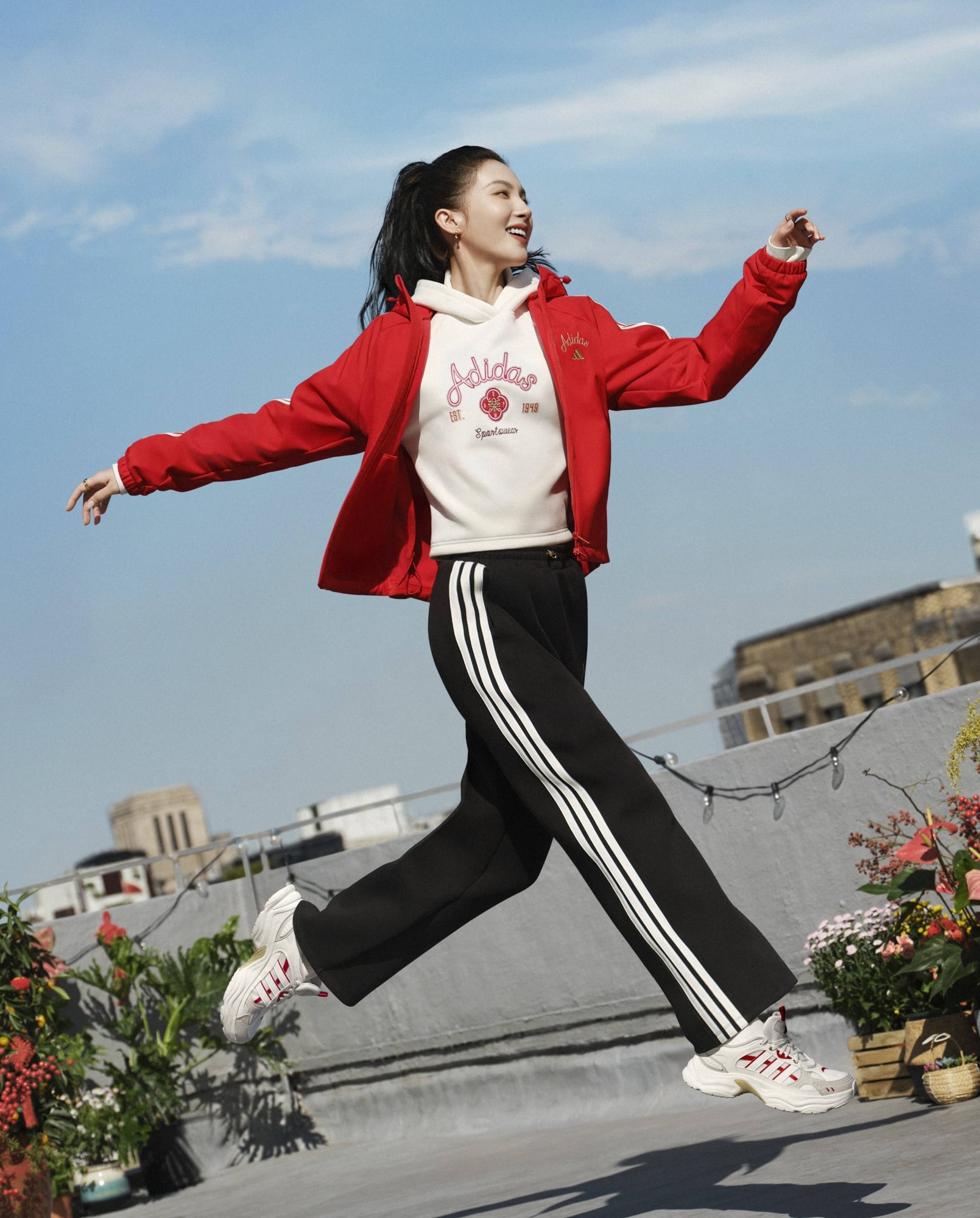 adidas × adidas Originals 馬年限定系列來了！林柏宏、楊謹華演繹「新年有信念」⋯7款鞋款、新中式穿搭必看！