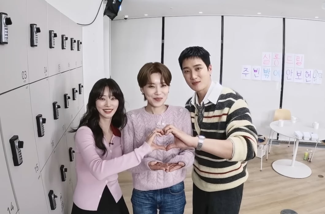 《春日狂熱》李主儐手大超自卑！安普賢一比全場驚呼：「是臉太小吧！」