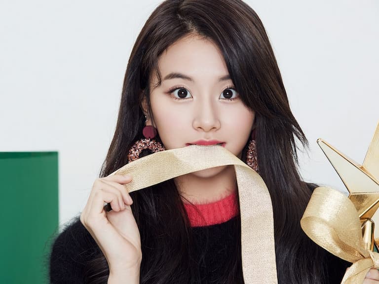TWICE 彩瑛驚喜現身機場！溫哥華巡演歸隊，子瑜承諾：「台北場一定會見面！」