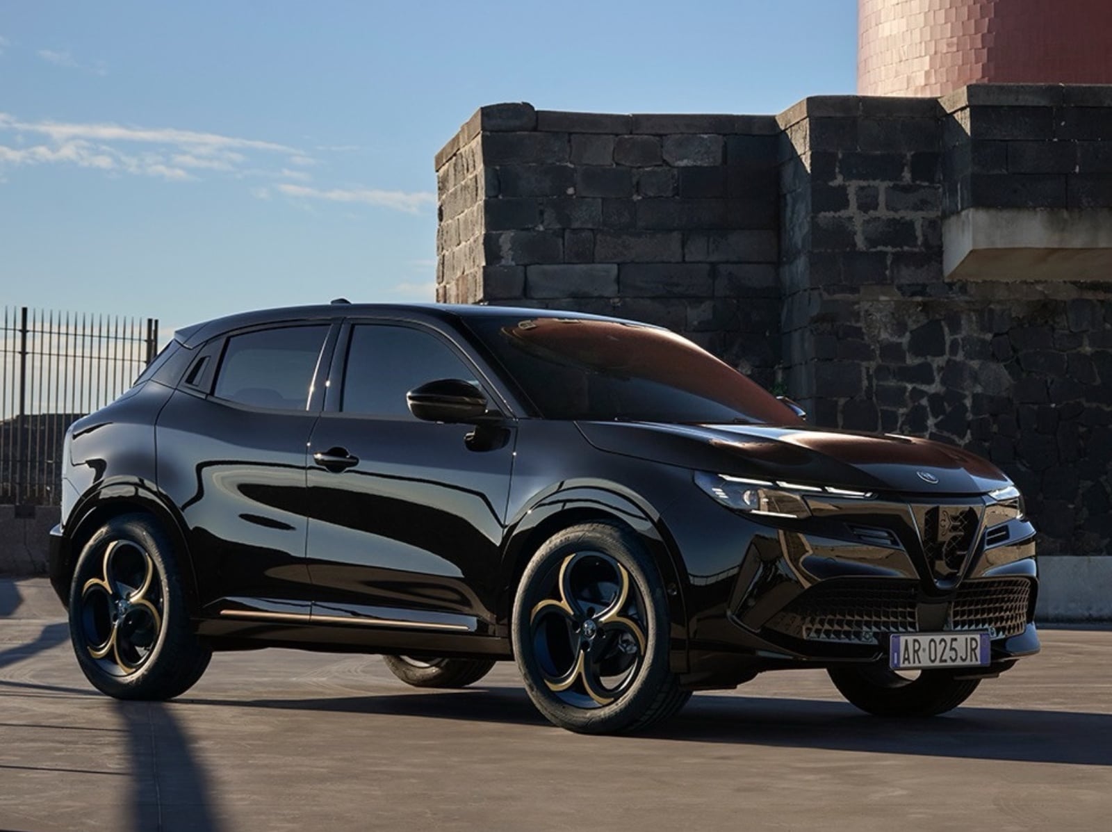 愛快羅密歐 Junior Ibrida Intensa 日本限定曝光！開賣時間、售價、詳細資訊一次看！