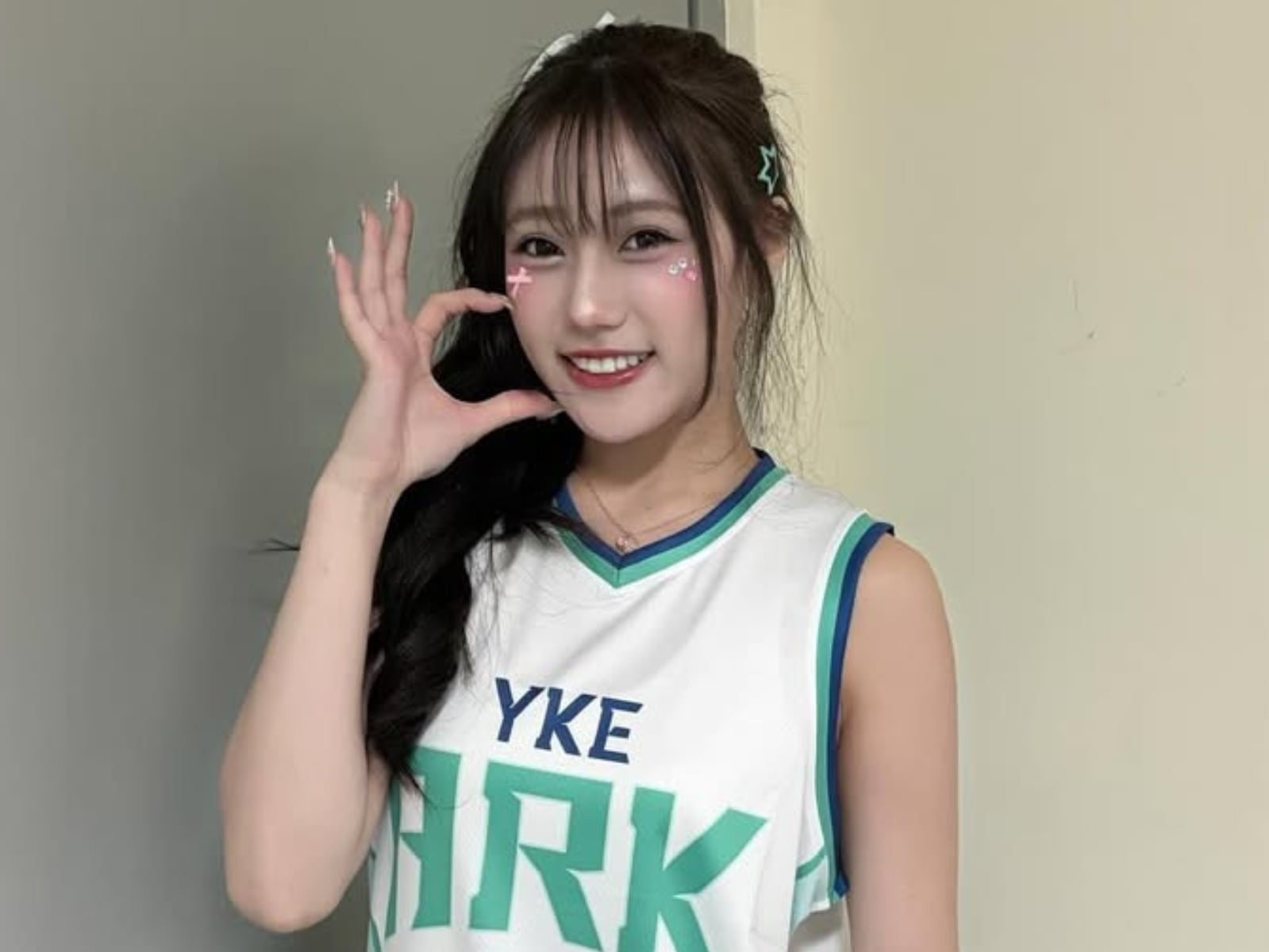 亮亮（陳亮彤）為台灣最年輕啦啦隊成員！可愛童星長大成為洋基女孩一員！【野生抓正妹】