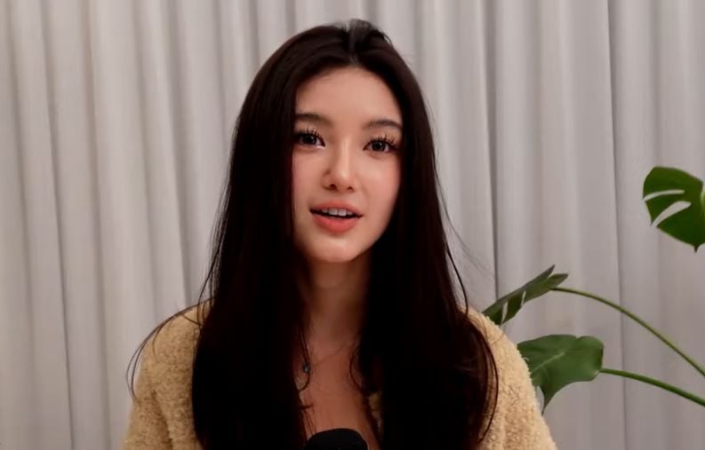 NewJeans Danielle 遭解除合約！開個人 IG 直播淚灑鏡頭：「這不是結束！」